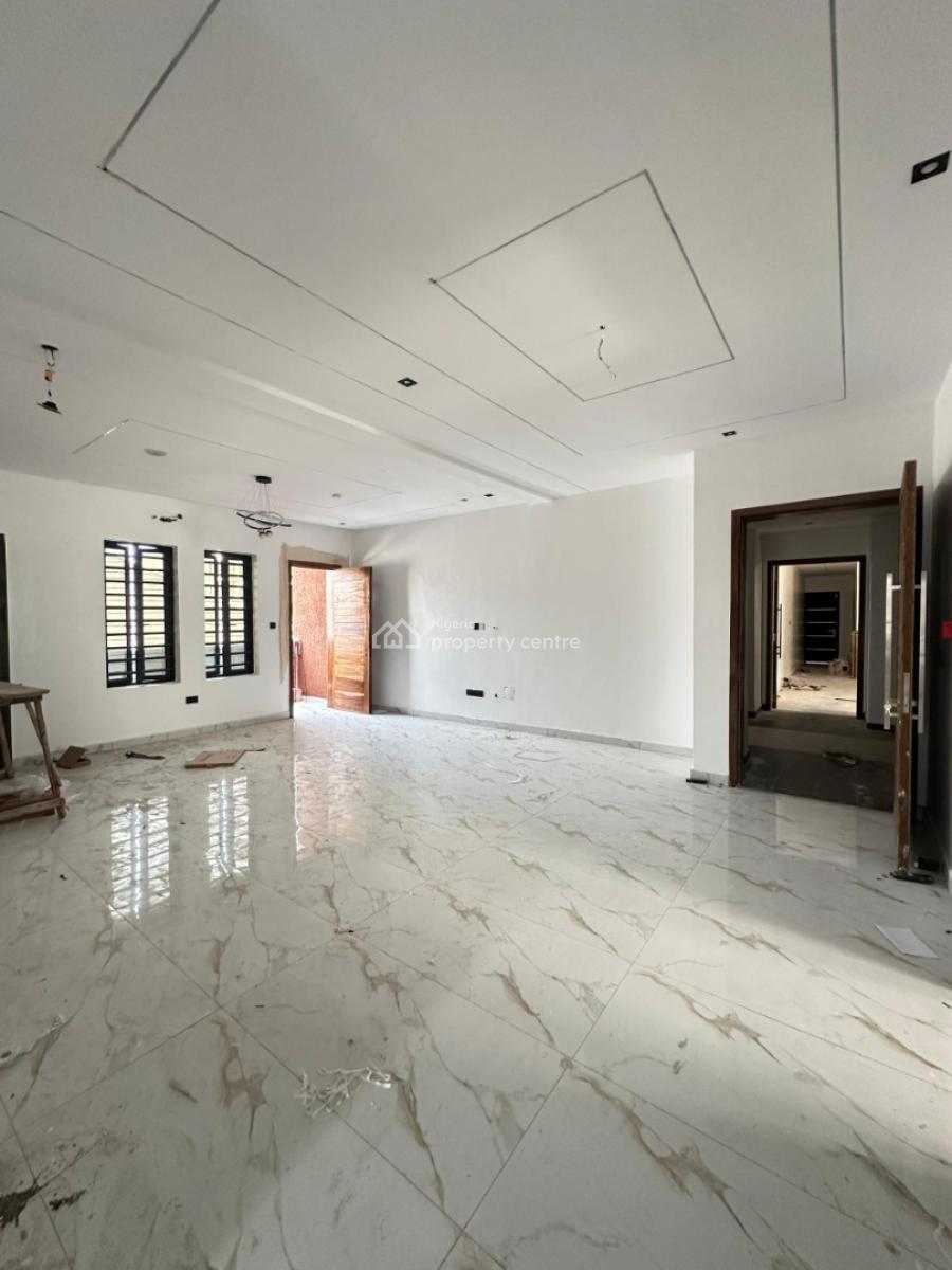 Very Spacious 3 Bedroom Apartment with Gym and Elevator in a Secure an, Ikate, Ikate, Lekki, Lagos, Flat / Apartment for Sale