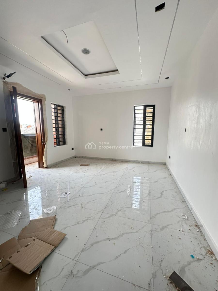 Very Spacious 3 Bedroom Apartment with Gym and Elevator in a Secure an, Ikate, Ikate, Lekki, Lagos, Flat / Apartment for Sale