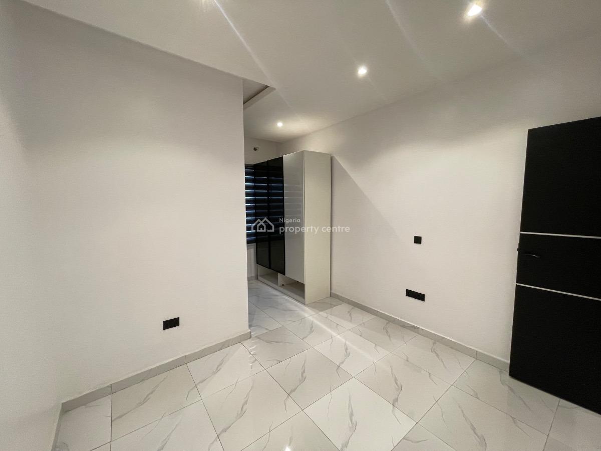 Newly Built Fully Serviced 2 Bedroom Apartment, Lekki Phase 1, Lekki, Lagos, Flat / Apartment for Sale