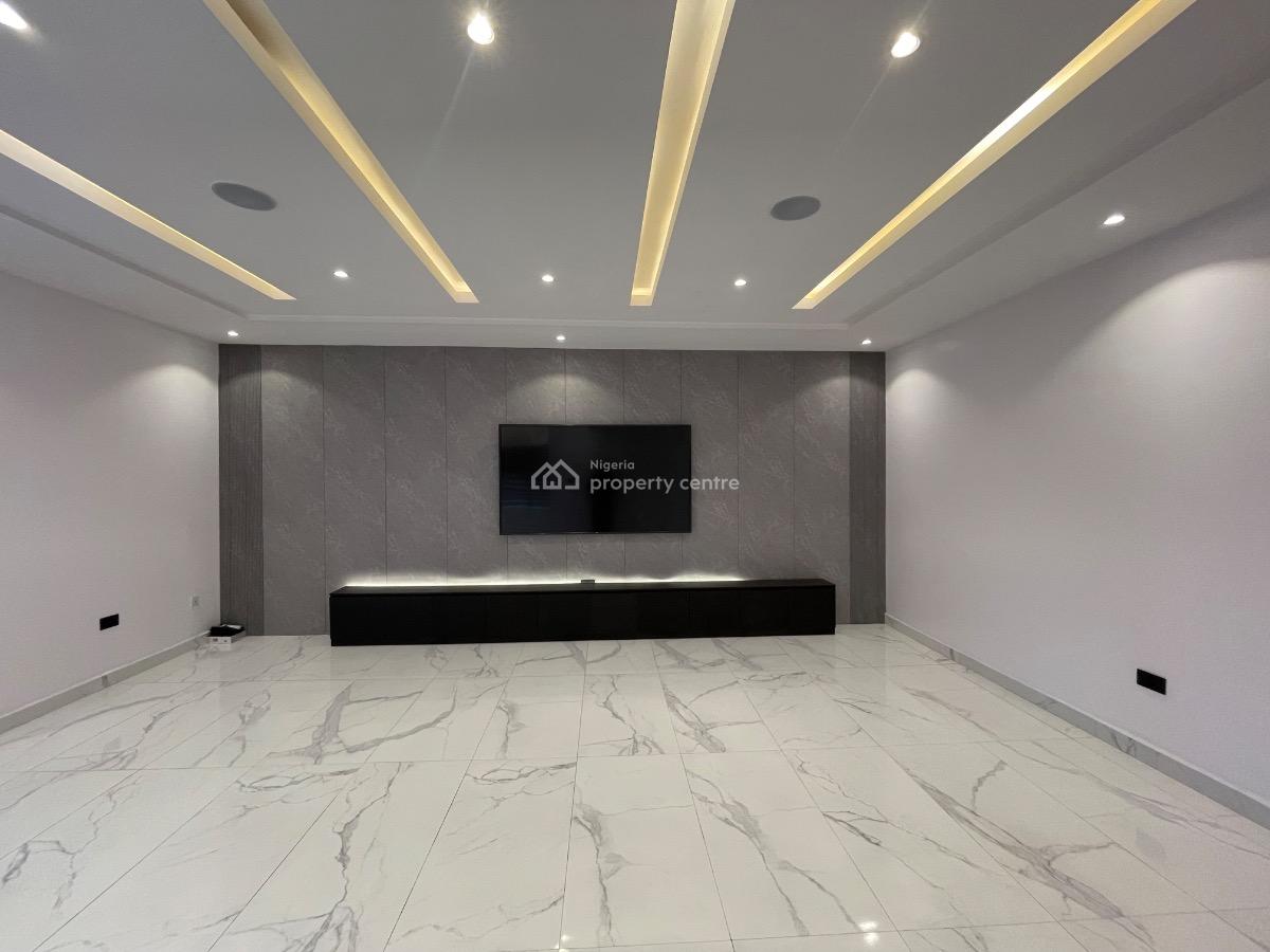Newly Built Fully Serviced 3 Bedroom Apartment + Bq, Lekki Phase 1, Lekki, Lagos, Flat / Apartment for Sale