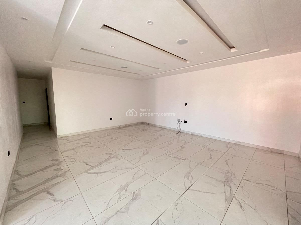 Fully Serviced 3 Bedroom Apartment with Bq, Lekki Phase 1, Lekki, Lagos, Flat / Apartment for Rent