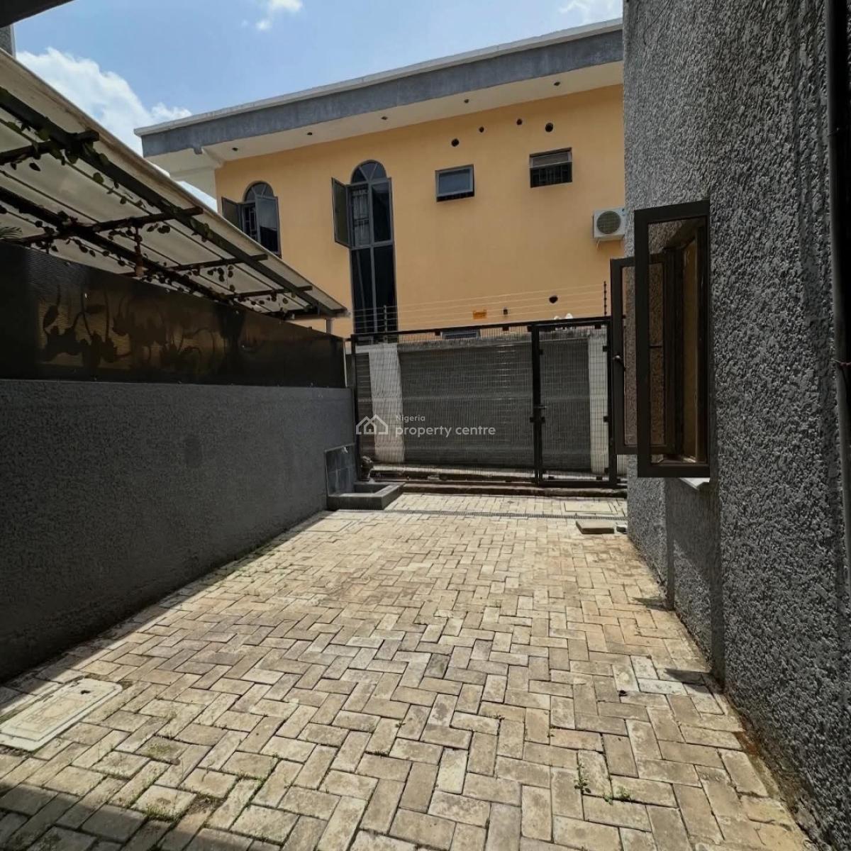 5 Bedroom Terrace Duplex + Boys Quarters  3 Living Area, Jahi, Abuja, Terraced Duplex for Rent