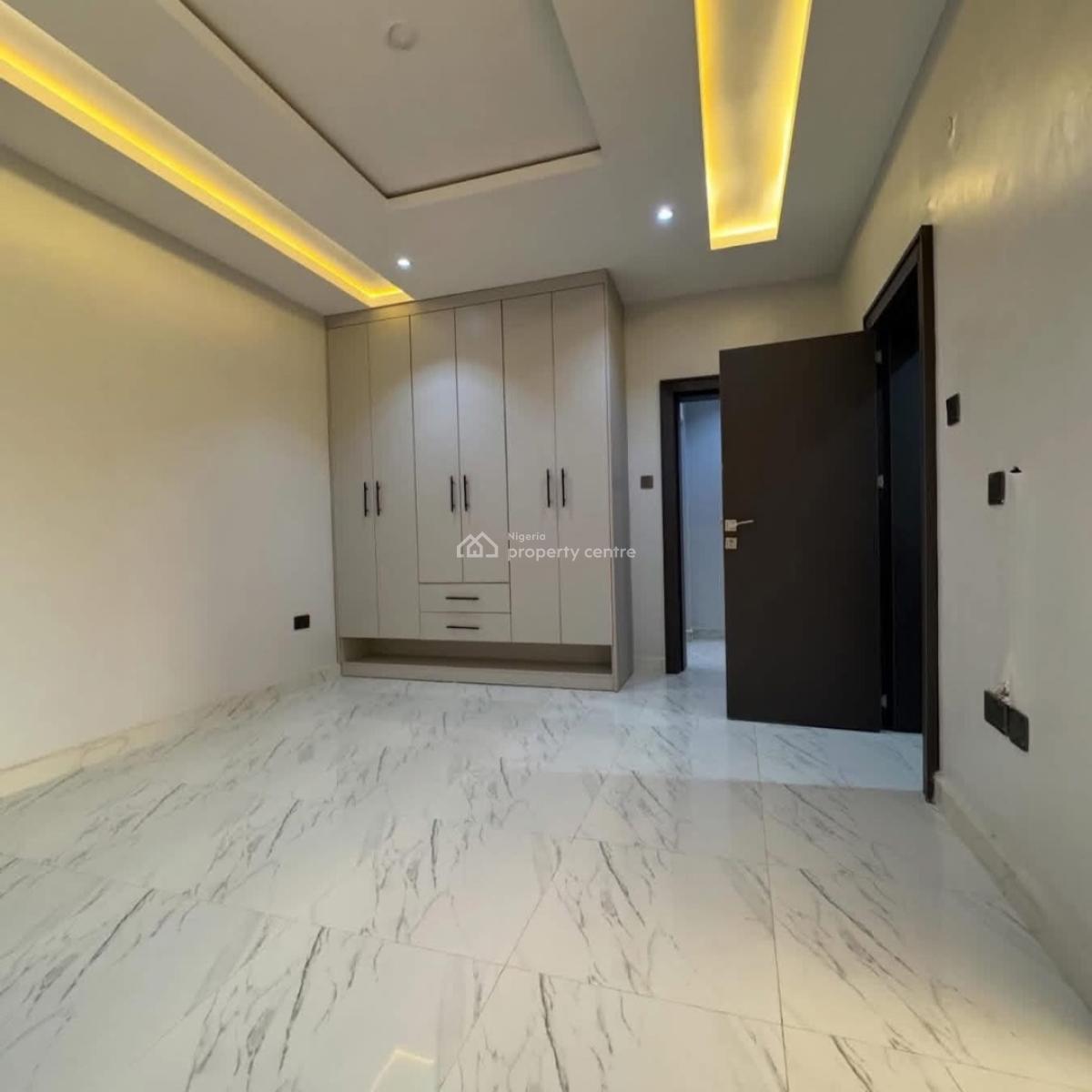 Newly Built 3-bedroom Terrace Duplex in an Estate, Gaduwa, Abuja, Terraced Duplex for Rent