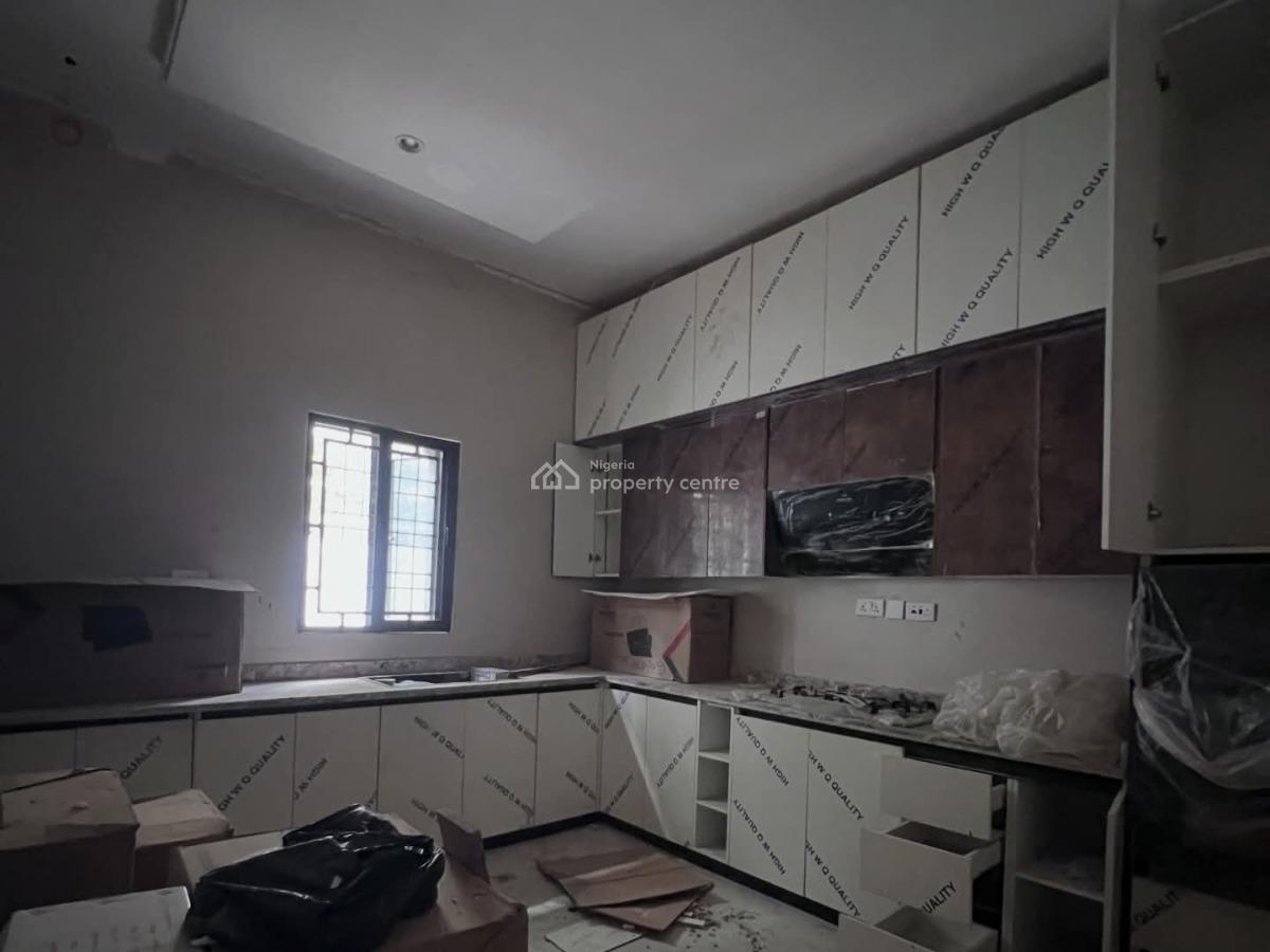 Tastefully Finished 4 Bedroom Terrace with Maid Room, Jahi, Abuja, Terraced Duplex for Rent