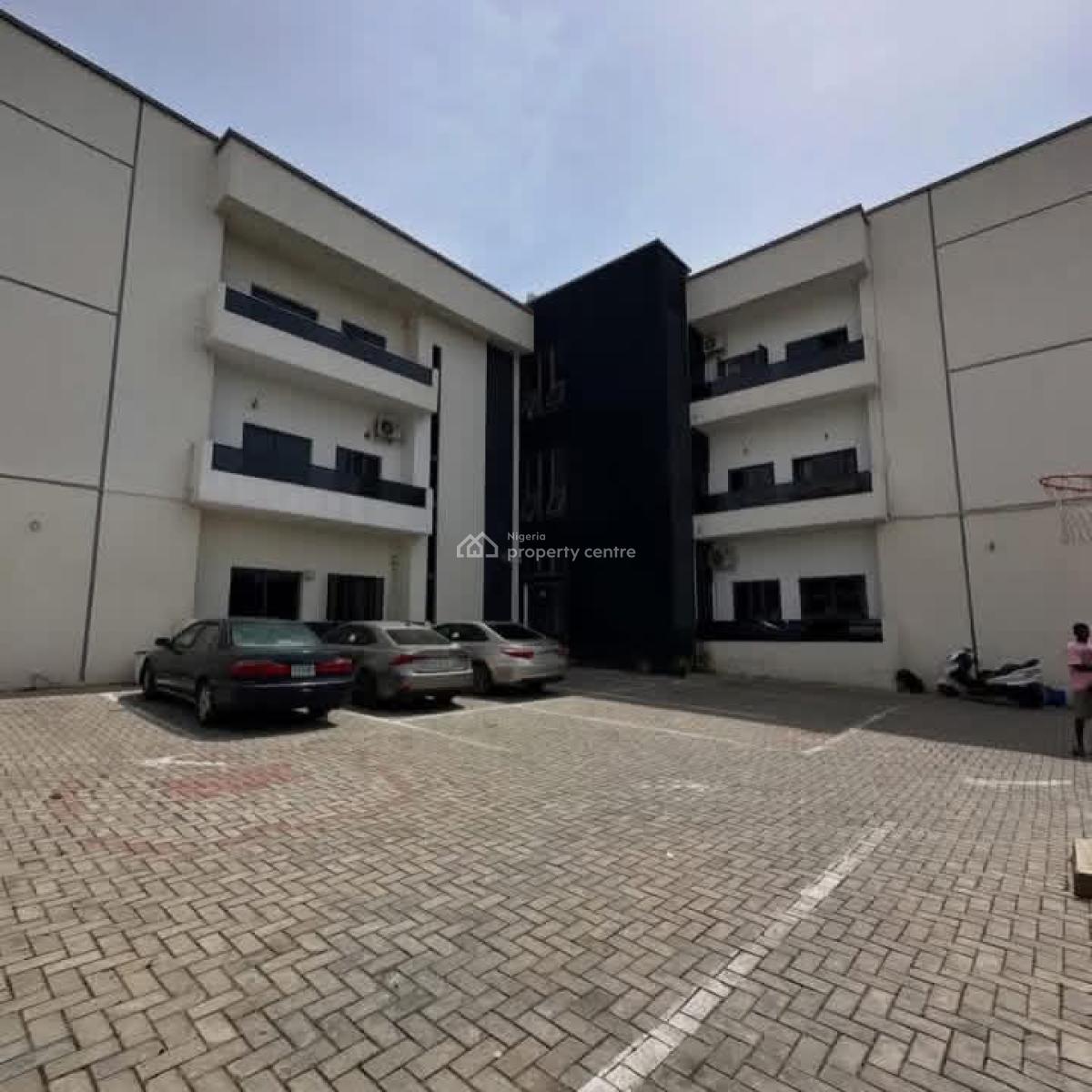 Fully Furnished 3 Bedroom Apartment with Boys  Quarters, Jahi, Abuja, Flat / Apartment for Sale