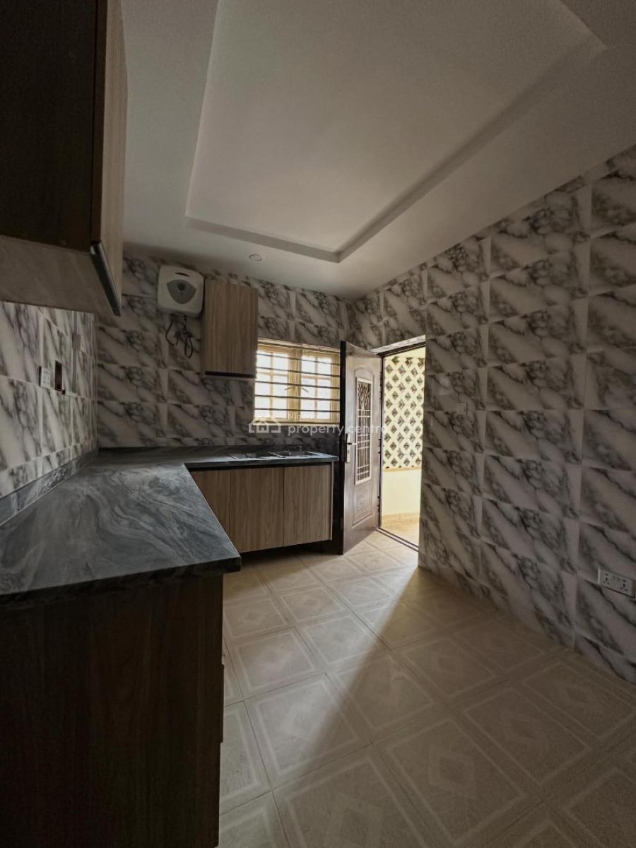 Newly Built 4 Units of 3 Bedroom Apartment + 2 Units of Selfcontain, Mabushi, Abuja, Flat / Apartment for Sale