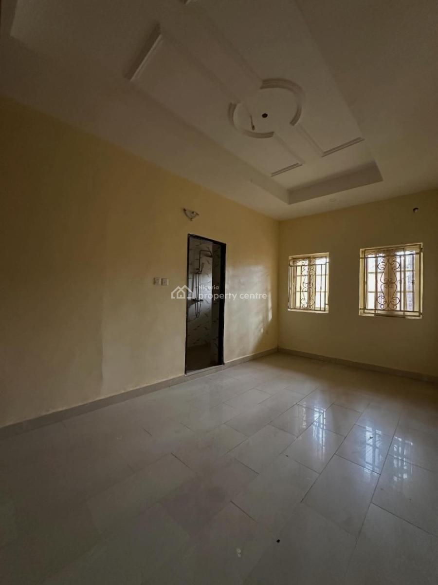 Newly Built 4 Units of 3 Bedroom Apartment + 2 Units of Selfcontain, Mabushi, Abuja, Flat / Apartment for Sale