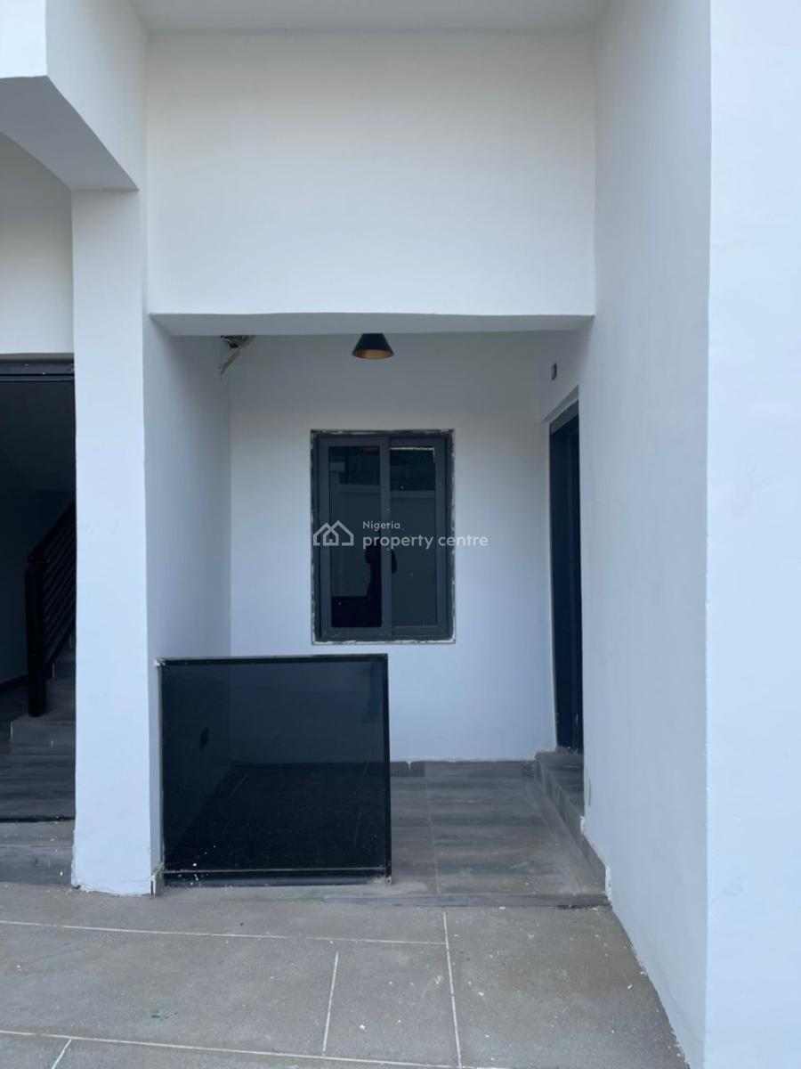 2 Bedroom Apartment, Dawaki, Gwarinpa, Abuja, Flat / Apartment for Rent