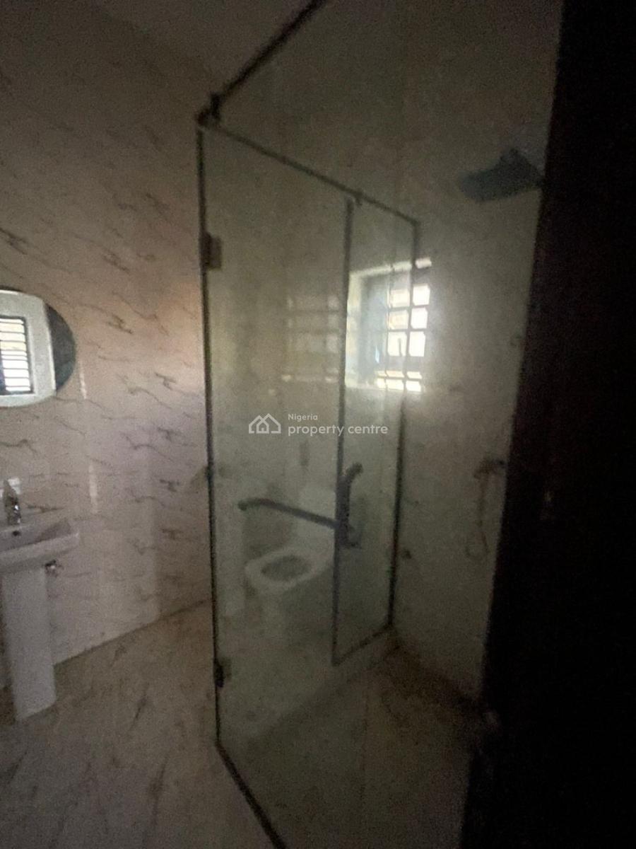 2 Bedroom Apartment, Dawaki, Gwarinpa, Abuja, Flat / Apartment for Rent