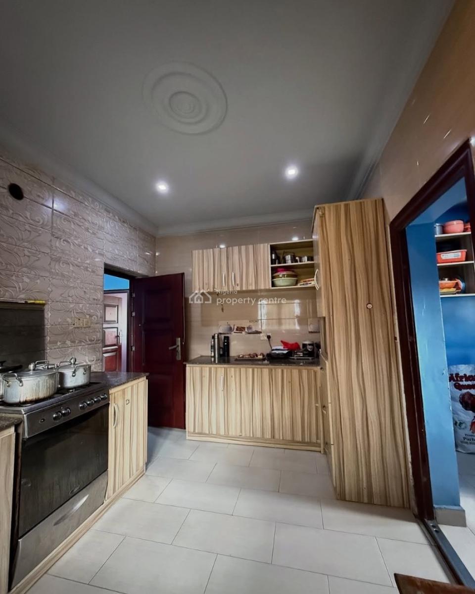 6 Bedroom Duplex on 600sqm Plots with a Gate House, Farm Road 2, Eliozu, Port Harcourt, Rivers, Detached Duplex for Sale