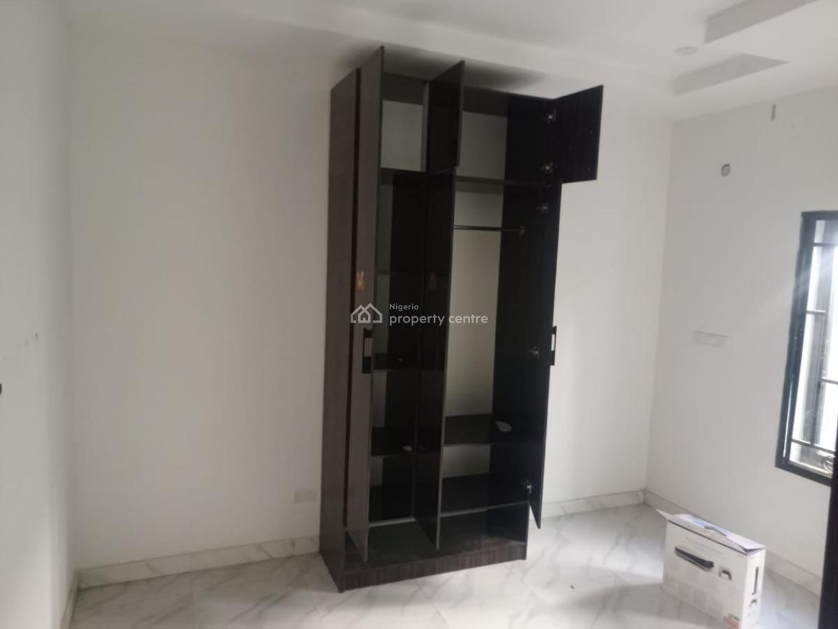 3 Bedroom Apartment, Lugbe District, Abuja, Flat / Apartment for Rent