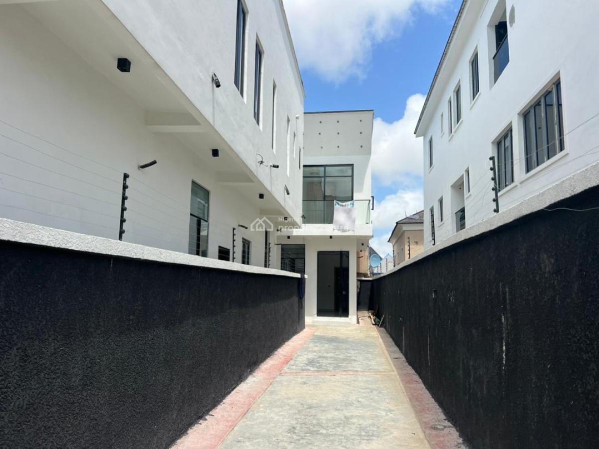 4 Bedrooms Semi Detached Duplex, Ikota, Lekki, Lagos, Semi-detached Duplex for Sale