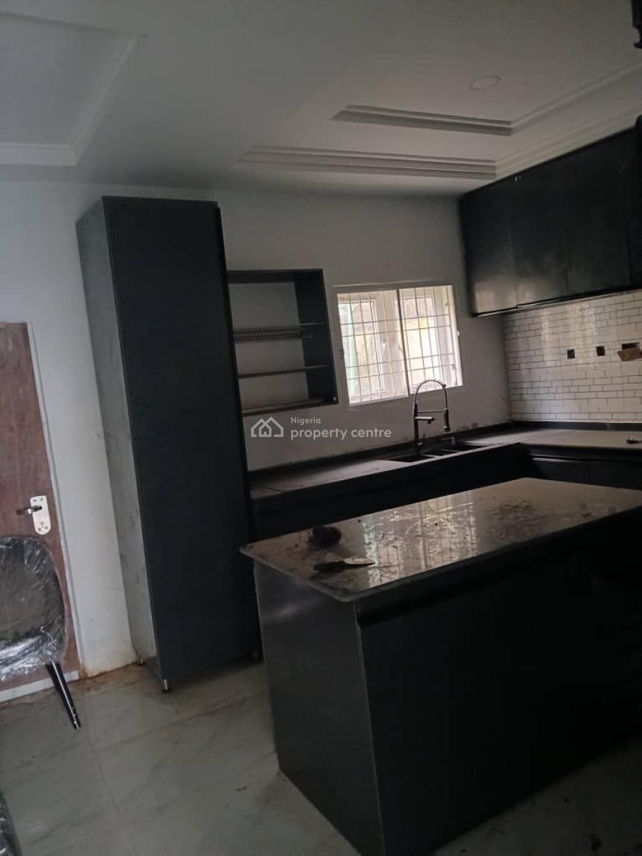 Standard 4 Bedrooms Semidetached Duplex with Bq, Galadimawa, Abuja, Semi-detached Duplex for Rent