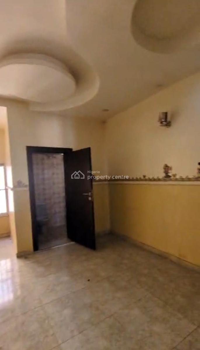 Clean Renovated 3 Bedroom Flat, 2nd Floor,  Tarred Rd, Wuye Main By Zartech, Tarred Rd, Wuye, Abuja, Flat / Apartment for Rent