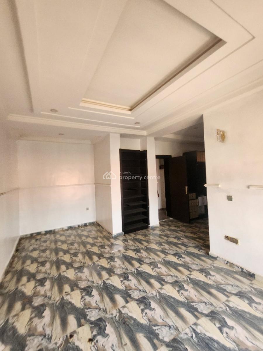 Clean Renovated 3 Bedroom Duplex, 1st Floor Loor,  Tarred Rd, Wuye Main By Zartech(tarred Rd, Wuye, Abuja, Flat / Apartment for Rent