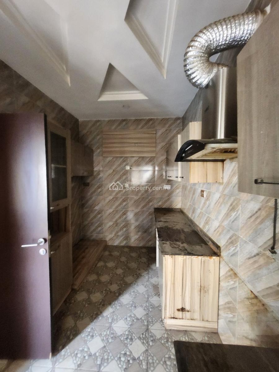 Clean Renovated 3 Bedroom Duplex, 1st Floor Loor,  Tarred Rd, Wuye Main By Zartech(tarred Rd, Wuye, Abuja, Flat / Apartment for Rent