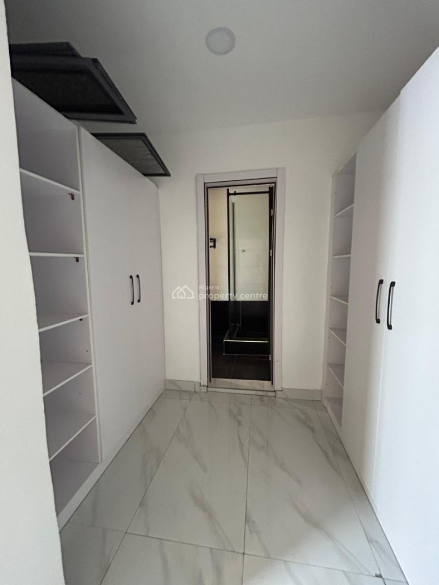 5bedroom House with Bq and Study Room in Magodo Phase 1 Price : 380 M, 5bedroom House with Bq and Study Room in Magodo Phase 1 Price : 380 M, Gra Phase 1, Magodo, Lagos, Detached Duplex for Sale