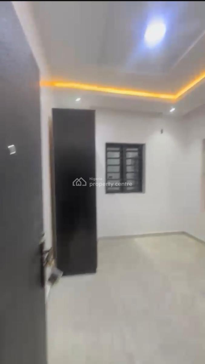 Newly Built 2 Bedroom Flat with All Rooms En-suite and Guest Toilet, Shomolu, Lagos, Flat / Apartment for Rent
