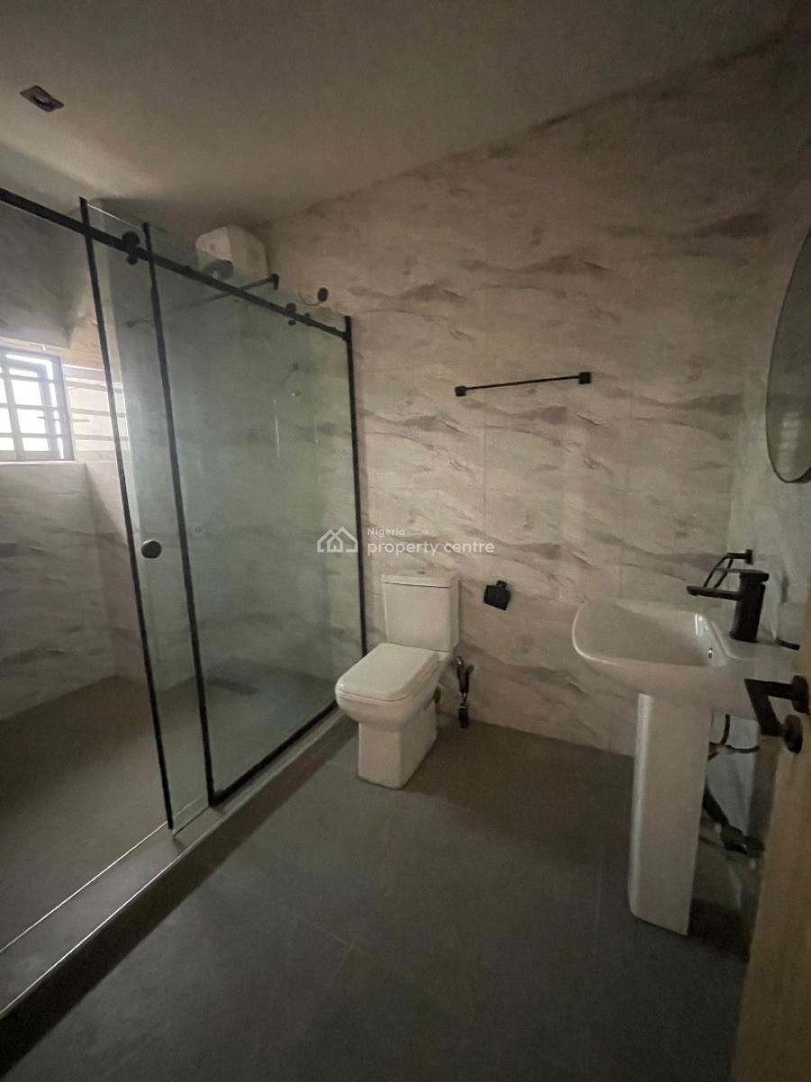 Newly Built 3 Bedroom Apartment, Akoka, Yaba, Lagos, Flat / Apartment for Rent