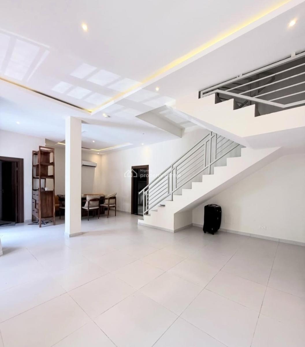 Serviced 4 Bedroom En-suite Townhouse with an Enclosed Fitted Kitchen/, Ikate, Lekki, Lagos, Terraced Duplex for Rent