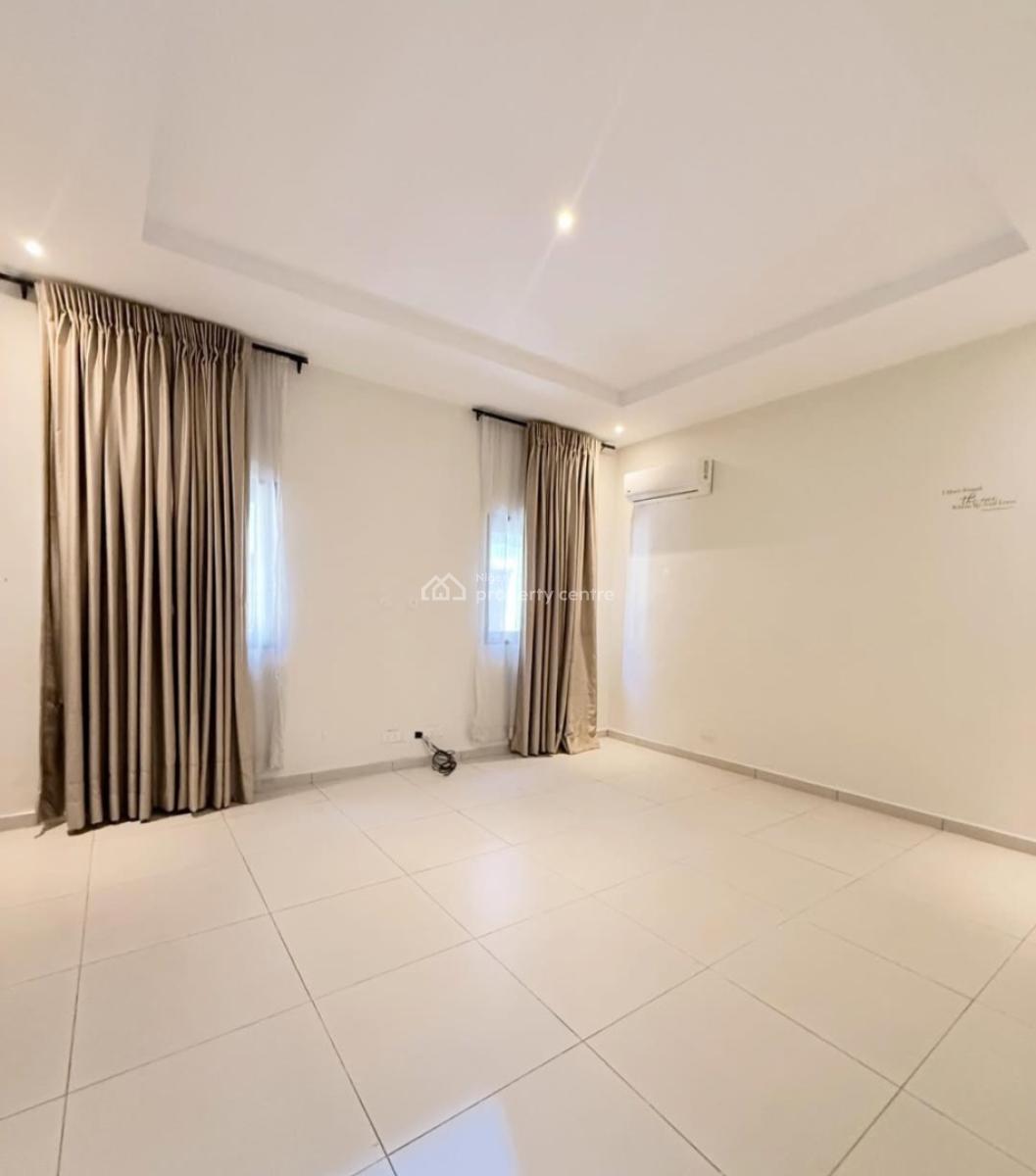 Serviced 4 Bedroom En-suite Townhouse with an Enclosed Fitted Kitchen/, Ikate, Lekki, Lagos, Terraced Duplex for Rent