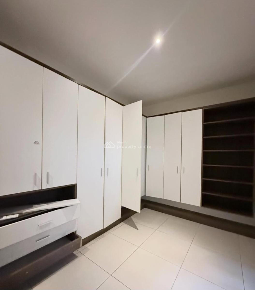 Serviced 4 Bedroom En-suite Townhouse with an Enclosed Fitted Kitchen/, Ikate, Lekki, Lagos, Terraced Duplex for Rent