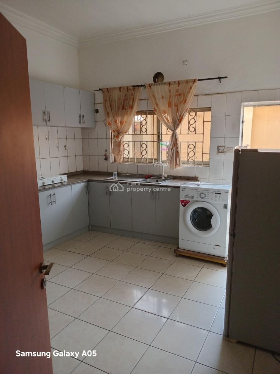 Standard 3-bedroom Terrace Duplex, in an Estate, Wuye, Abuja, Terraced Duplex for Sale