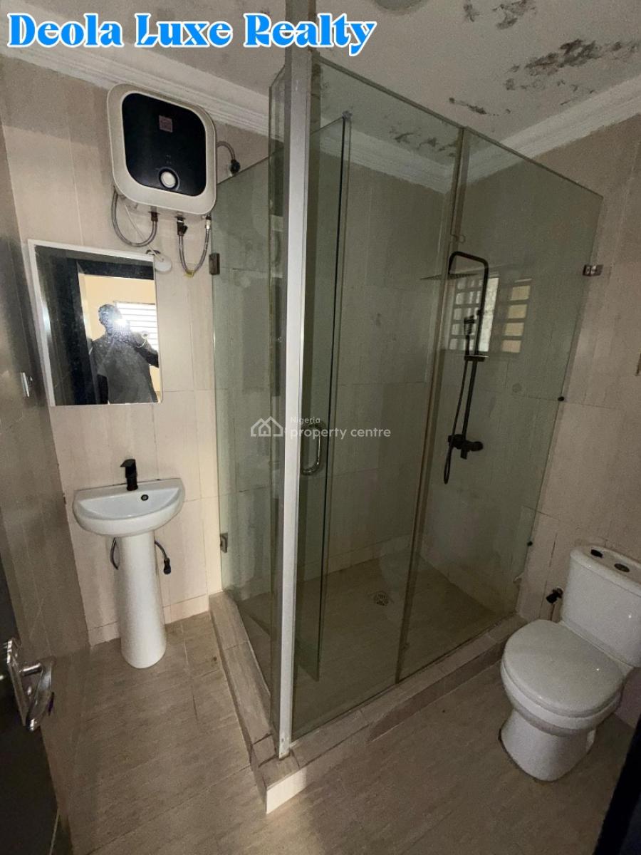 a Very Spacious 3 Bedroom Apartment in a Fully Serviced Estate, Horizon 2 Estate, Ikate, Lekki, Lagos, Flat / Apartment for Rent