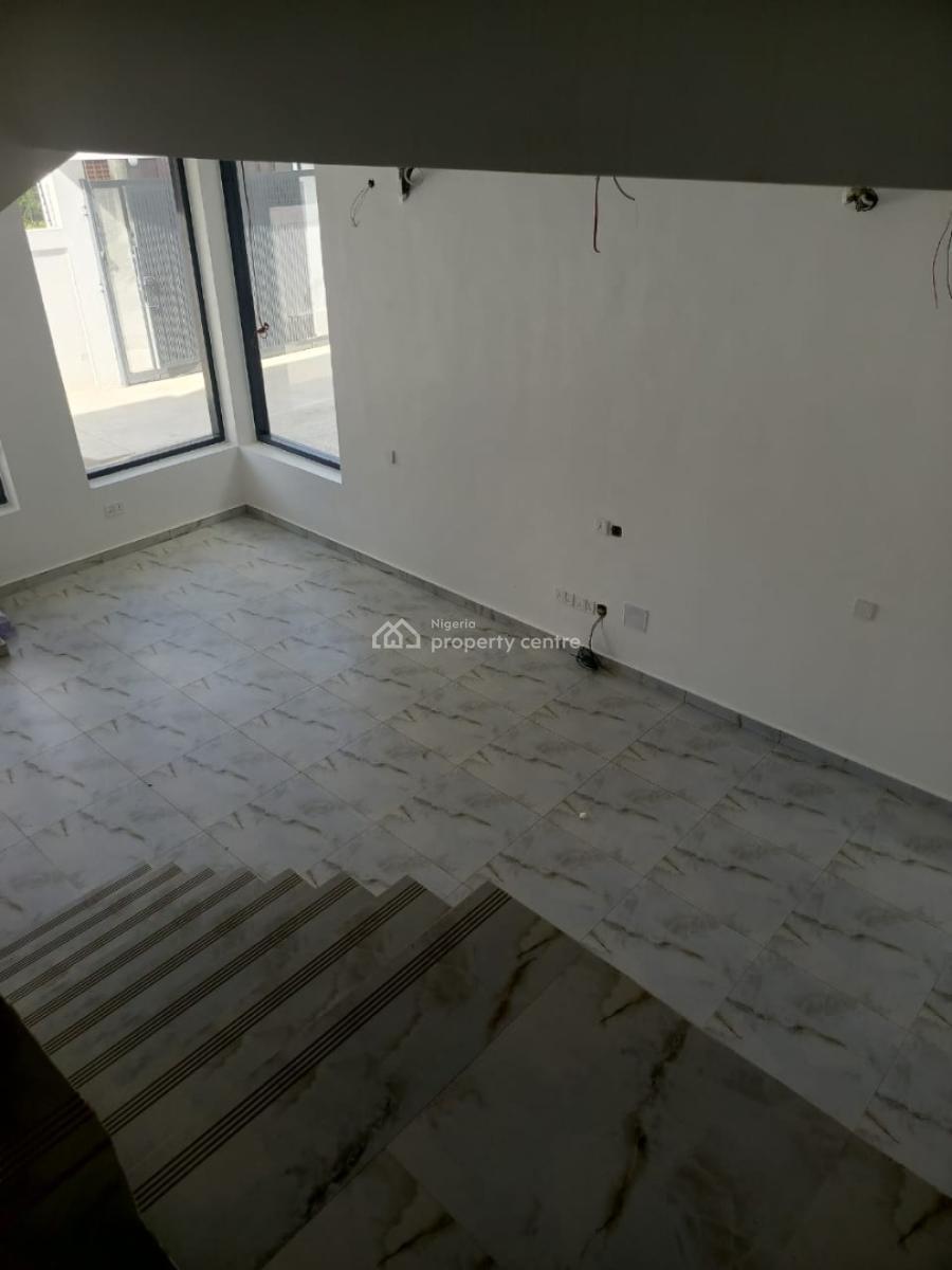 4 Bedroom Terrace Duplex, Lekki Phase 1, Lekki, Lagos, Terraced Duplex for Sale