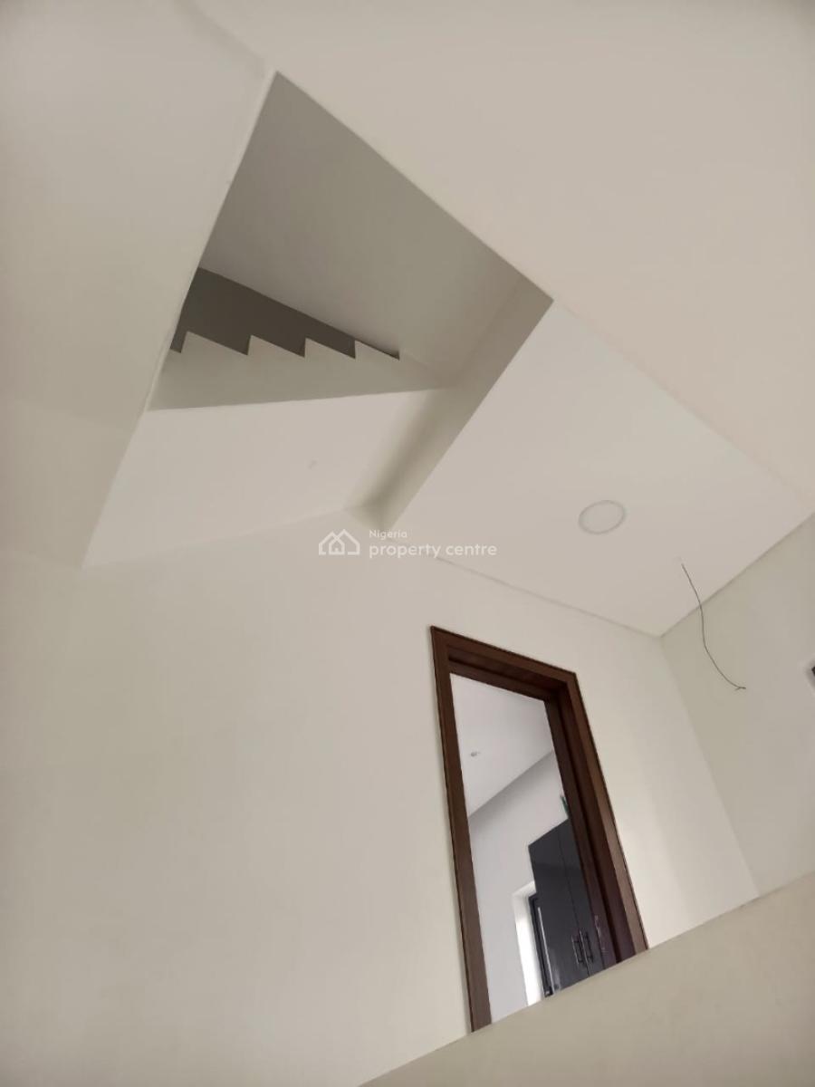 4 Bedroom Terrace Duplex, Lekki Phase 1, Lekki, Lagos, Terraced Duplex for Sale