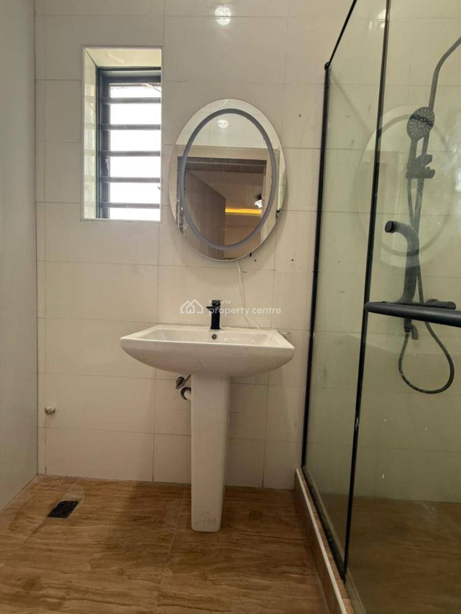 3 Bedroom Apartment, Lekki Phase 1, Lekki, Lagos, Flat / Apartment for Sale