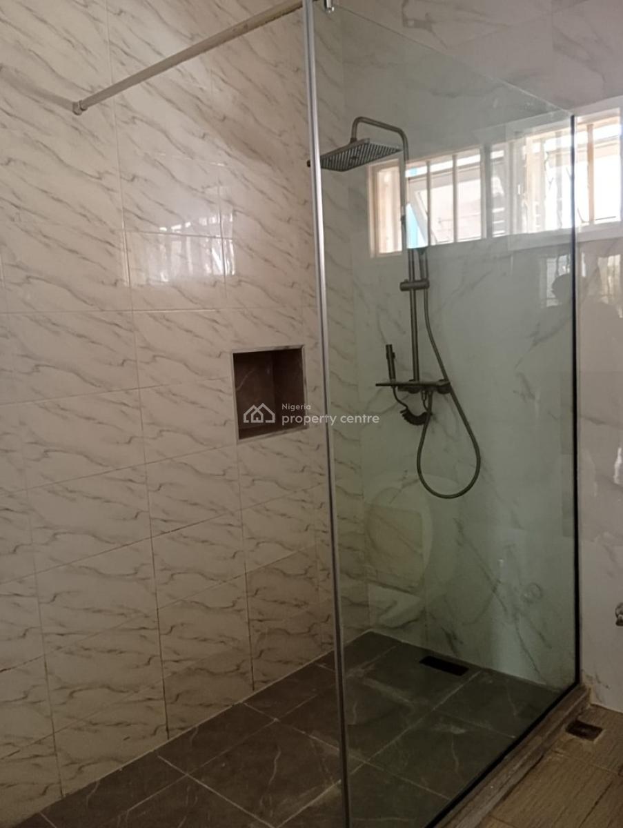 5 Bedroom Duplex with Bq, Guzape District, Abuja, Terraced Duplex for Rent