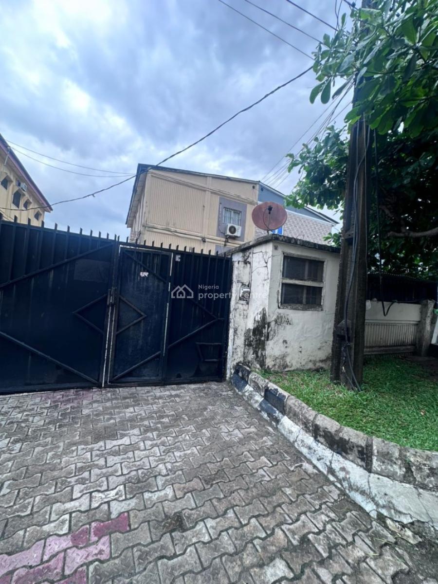Luxury 4 Bedroom Duplex with 2 Bedroom Bq, Dolphin Estate, Ikoyi, Lagos, Detached Duplex for Rent