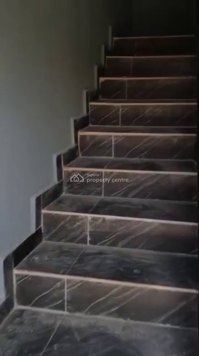 2 Bedroom Flat, Ipaja, Lagos, Flat / Apartment for Rent