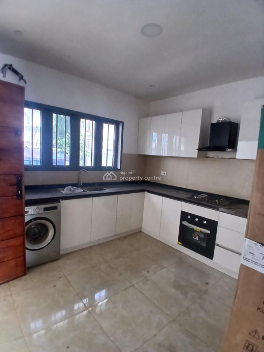 Luxury Newly Built 4 Bedroom Terrace Duplex with Bq, Lekki Phase 1, Lekki, Lagos, Terraced Duplex for Rent