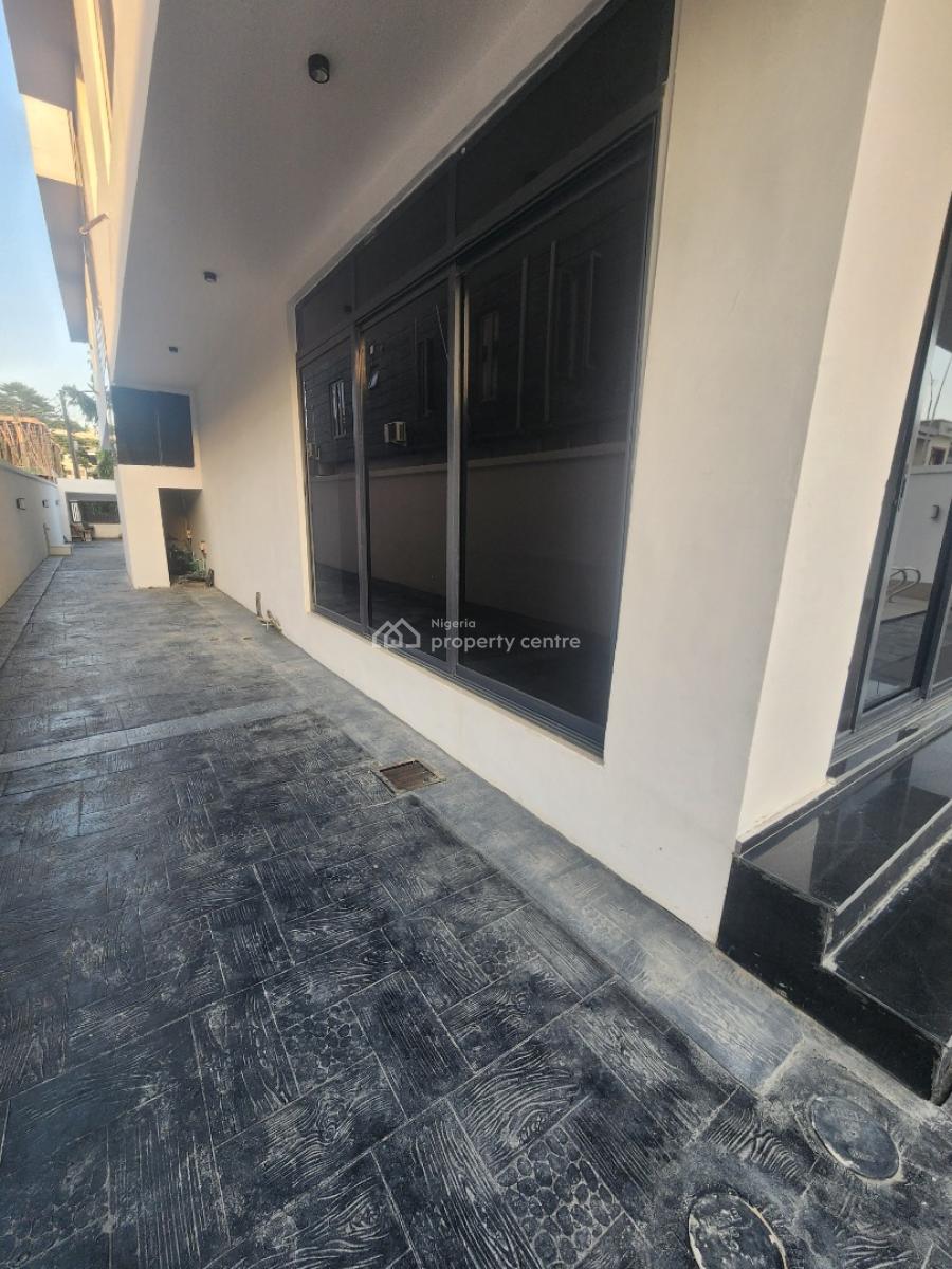 Contemporary 5-bedroom Luxury House, Lekki Phase 1, Lekki, Lagos, Detached Duplex for Sale