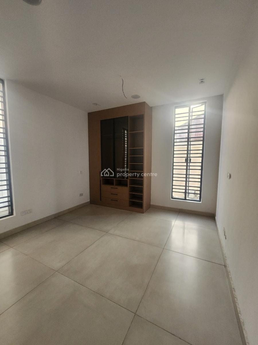 Contemporary 5-bedroom Luxury House, Lekki Phase 1, Lekki, Lagos, Detached Duplex for Sale