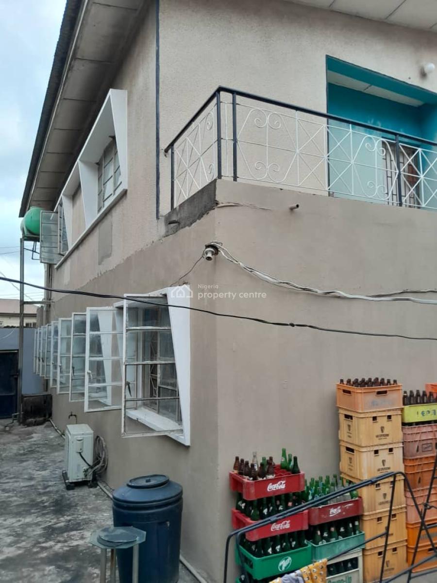 5 Bedroom Duplex with 2 Rooms Bq + a Lock-up Garage Measuring 566.72sq, Obanikoro, Shomolu, Lagos, Detached Duplex for Sale