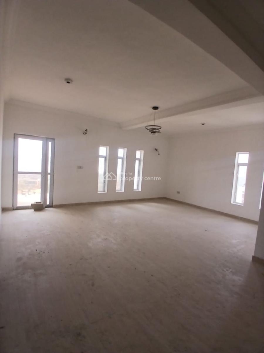 Luxury 2 Bedroom Maisonette with 24hrs Power & Gym in a Service Apartm, Lekki Phase 1, Lekki, Lagos, Flat / Apartment for Sale
