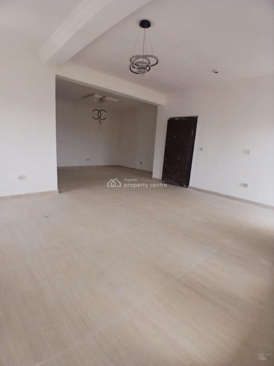 Luxury 2 Bedroom Maisonette with 24hrs Power & Gym in a Service Apartm, Lekki Phase 1, Lekki, Lagos, Flat / Apartment for Sale