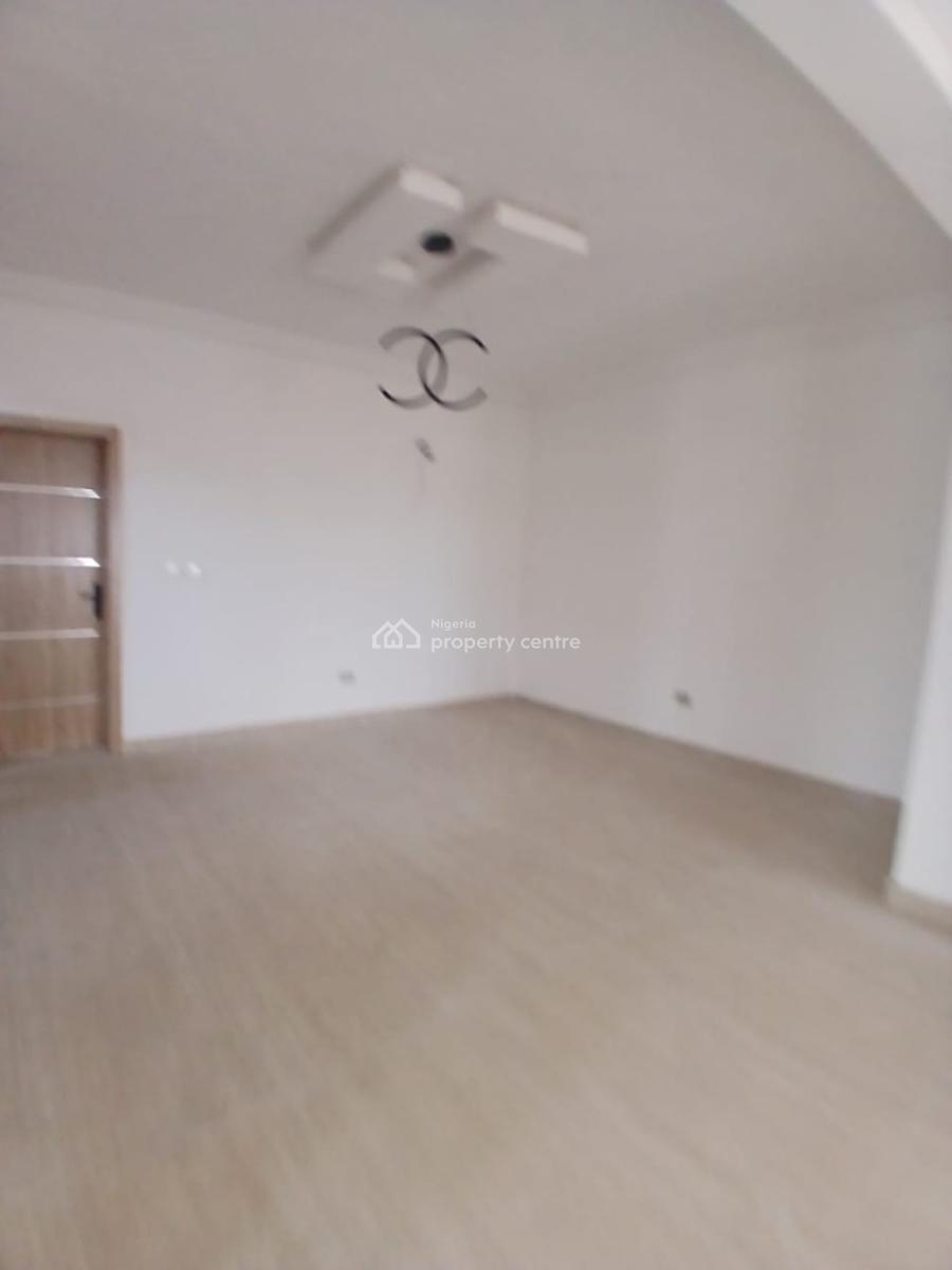 Luxury 2 Bedroom Maisonette with 24hrs Power & Gym in a Service Apartm, Lekki Phase 1, Lekki, Lagos, Flat / Apartment for Sale