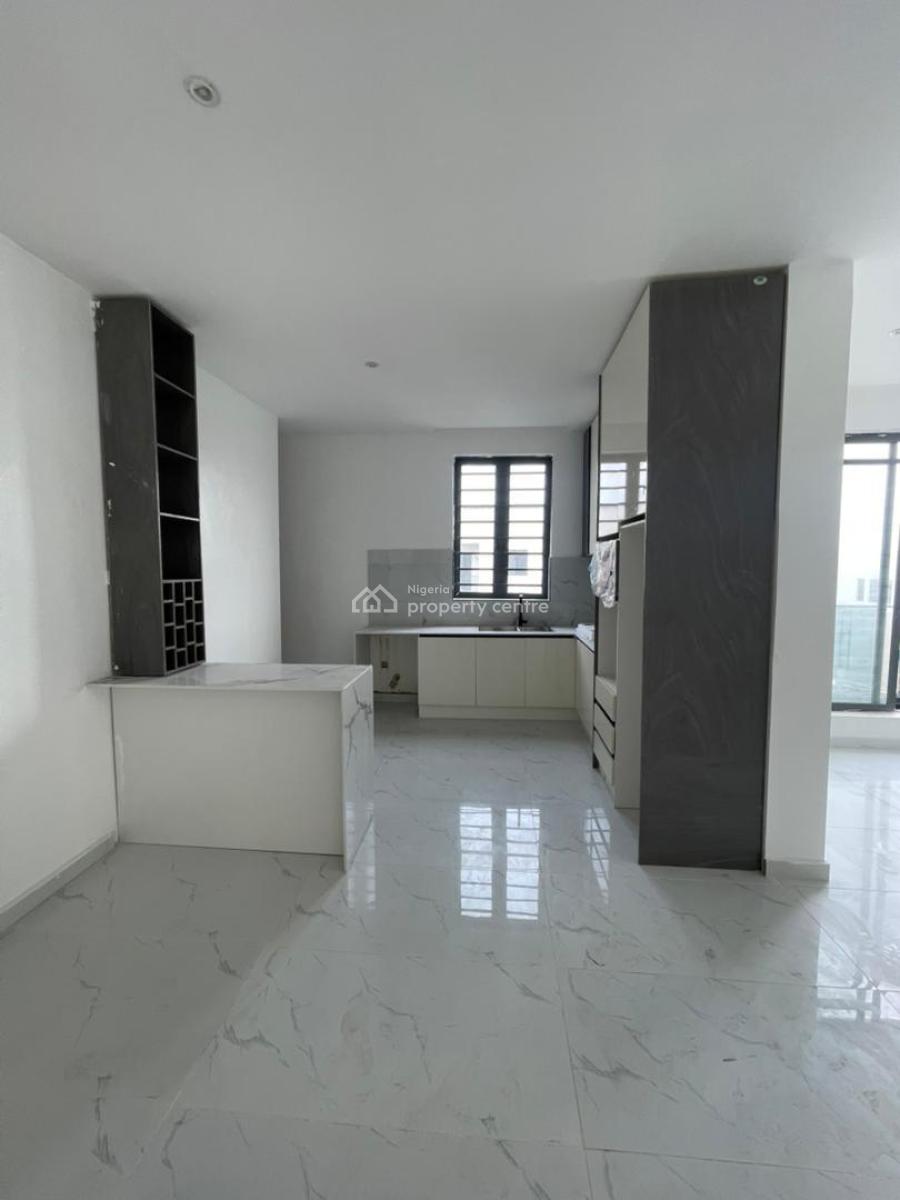 Luxury 3bed Bedroom Apartment with Classic Features, Freedom Way, Lekki Phase 1, Lekki, Lagos, Block of Flats for Sale