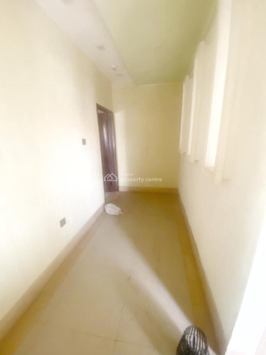 Luxury 3 Bedroom Flat, Gra Phase 1, Magodo, Lagos, Flat / Apartment for Rent
