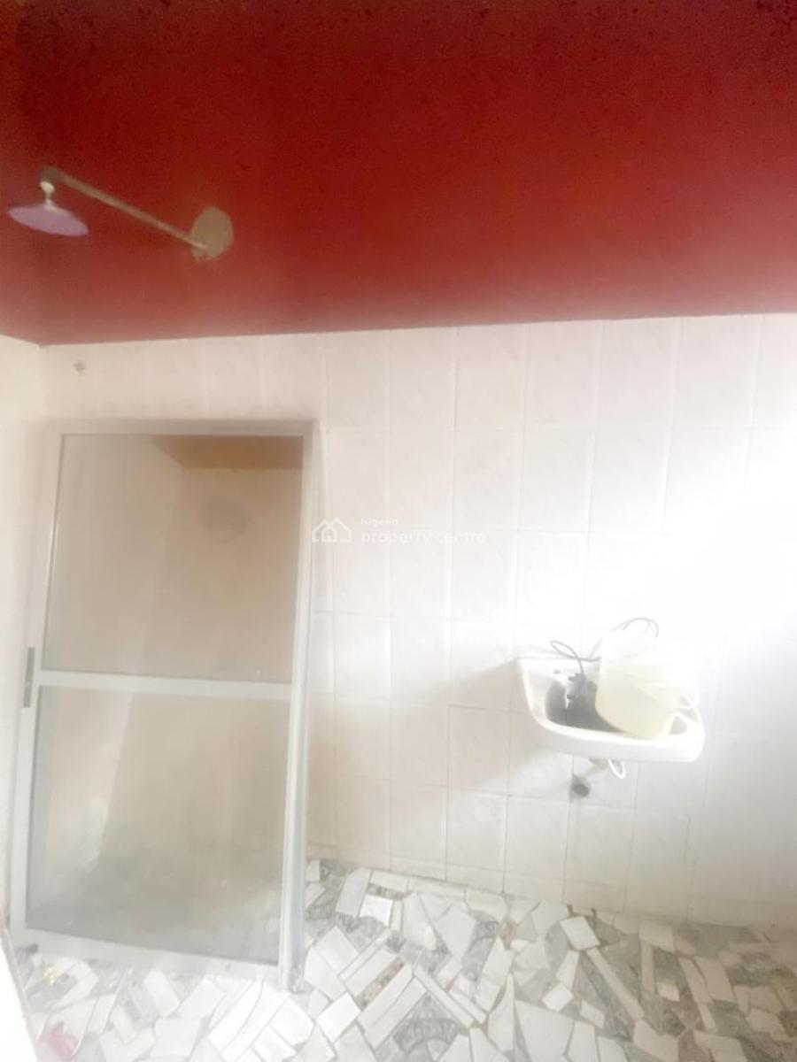 Luxury 3 Bedroom Flat, Gra Phase 1, Magodo, Lagos, Flat / Apartment for Rent