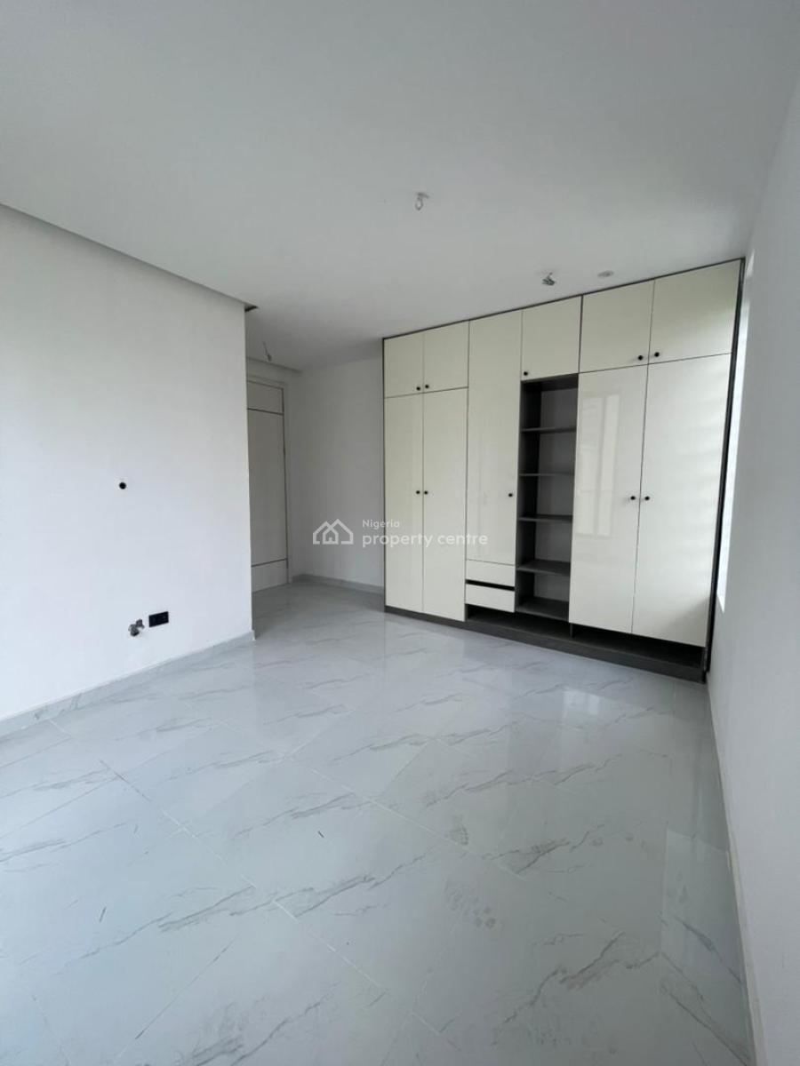 Lovely 3 Bedroom Serviced Apartment with Elevator, Swimming Pool, Lekki Phase 1, Lekki, Lagos, Flat / Apartment for Sale