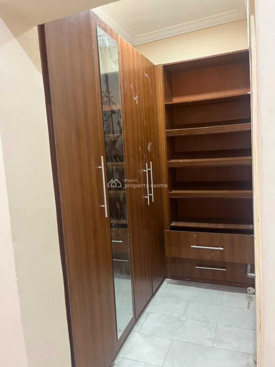 Masters Bedroom, Private Balcony, Shared Big Sitting Room, Chevron, Lekki, Lagos, Self Contain (single Rooms) for Rent