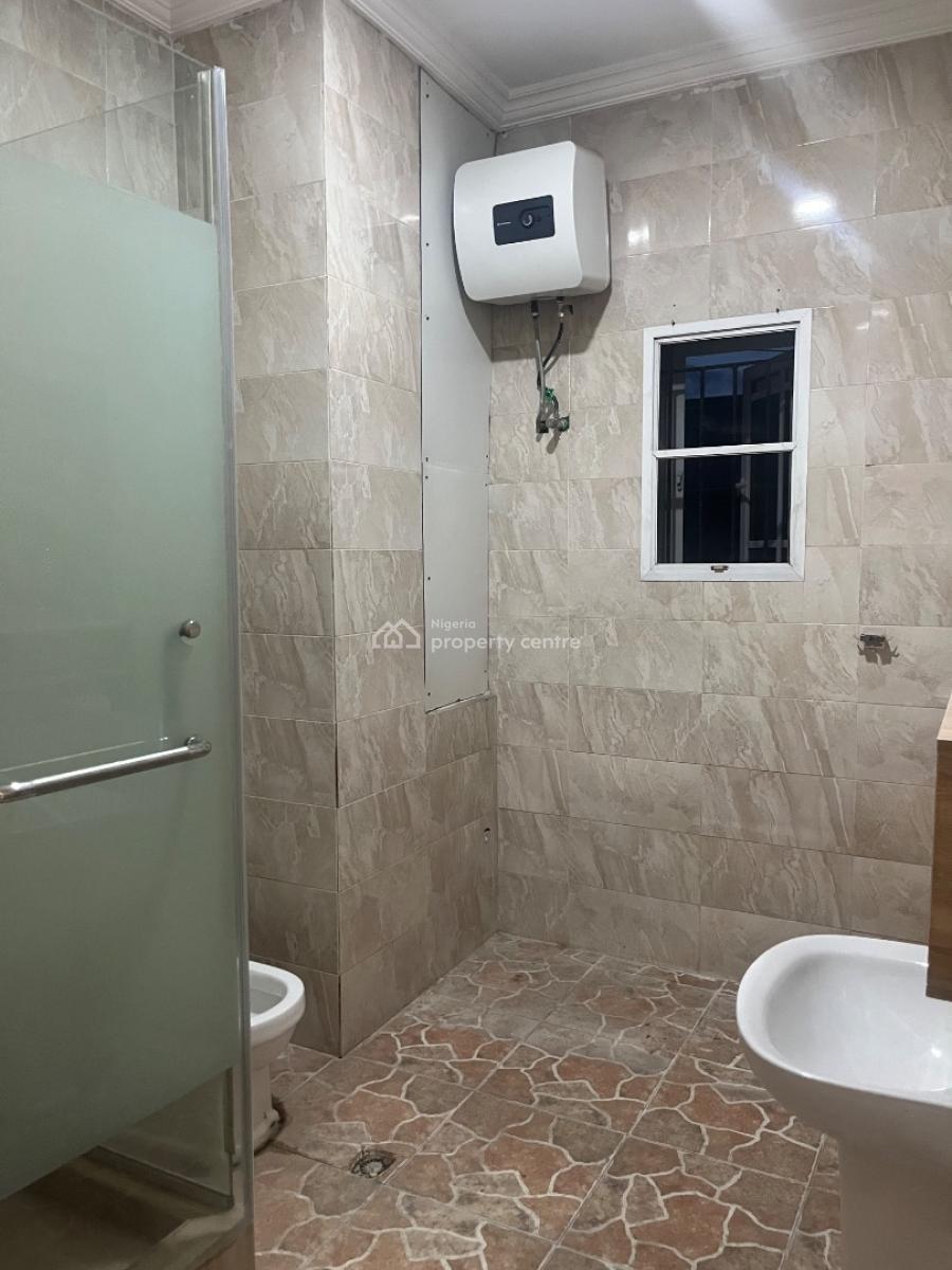 Masters Bedroom, Private Balcony, Shared Big Sitting Room, Chevron, Lekki, Lagos, Self Contain (single Rooms) for Rent