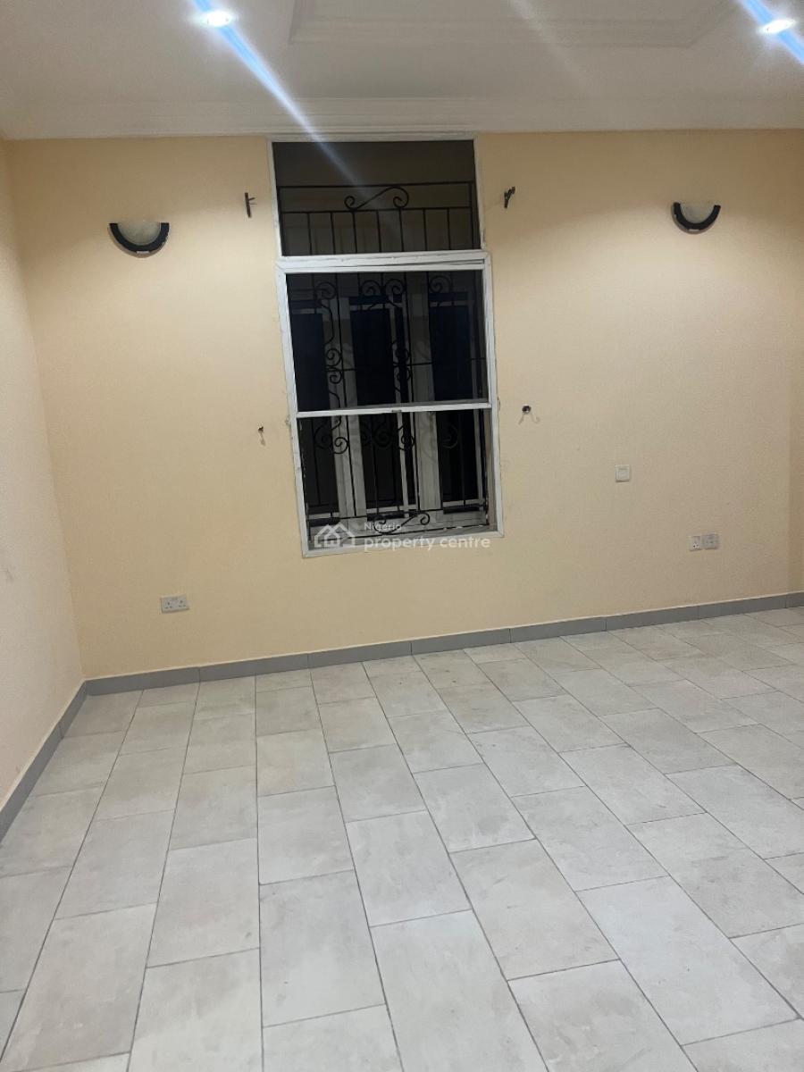 Masters Bedroom, Private Balcony, Shared Big Sitting Room, Chevron, Lekki, Lagos, Self Contain (single Rooms) for Rent