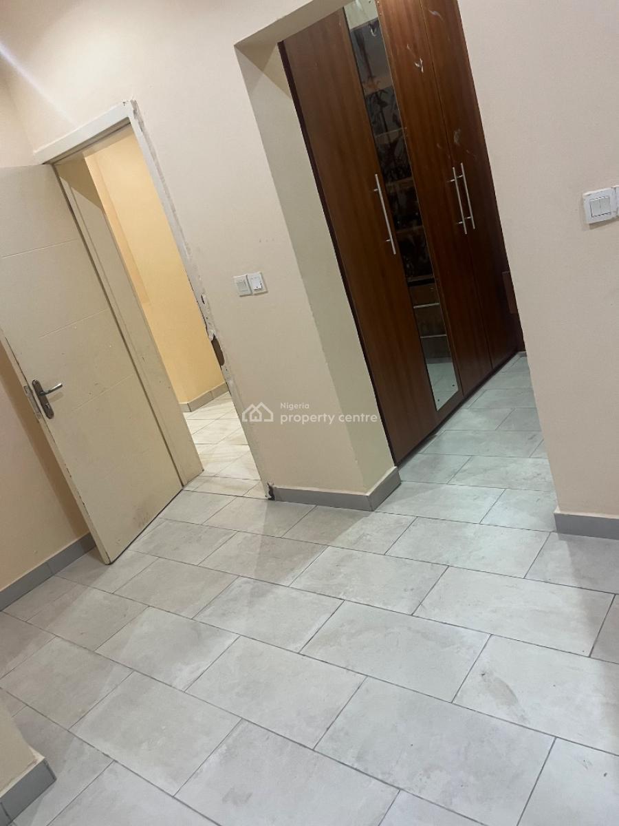 Masters Bedroom, Private Balcony, Shared Big Sitting Room, Chevron, Lekki, Lagos, Self Contain (single Rooms) for Rent