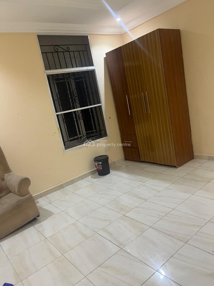 Spacious Semi Masters Bedroom, Shared Big Sitting Room, Chevron, Lekki, Lagos, Flat / Apartment for Rent